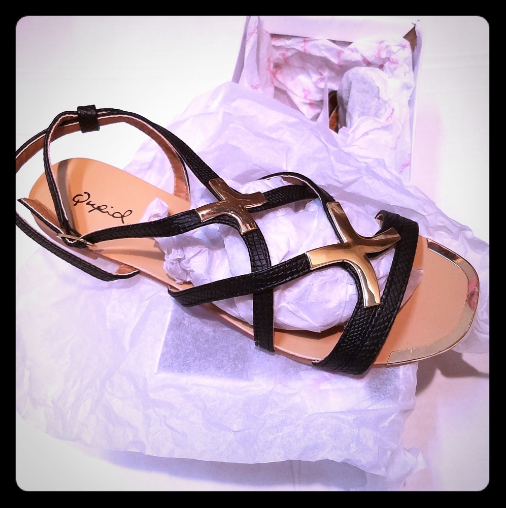 Qupid Embellished Open Toe Flat Sandals